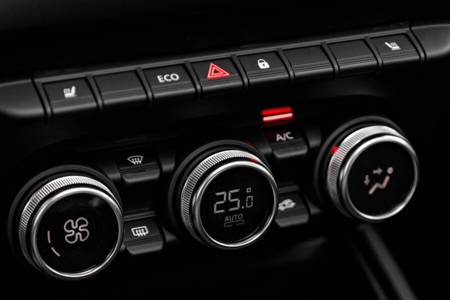Jakie jest znaczenie kontrolek w Seat Leon?