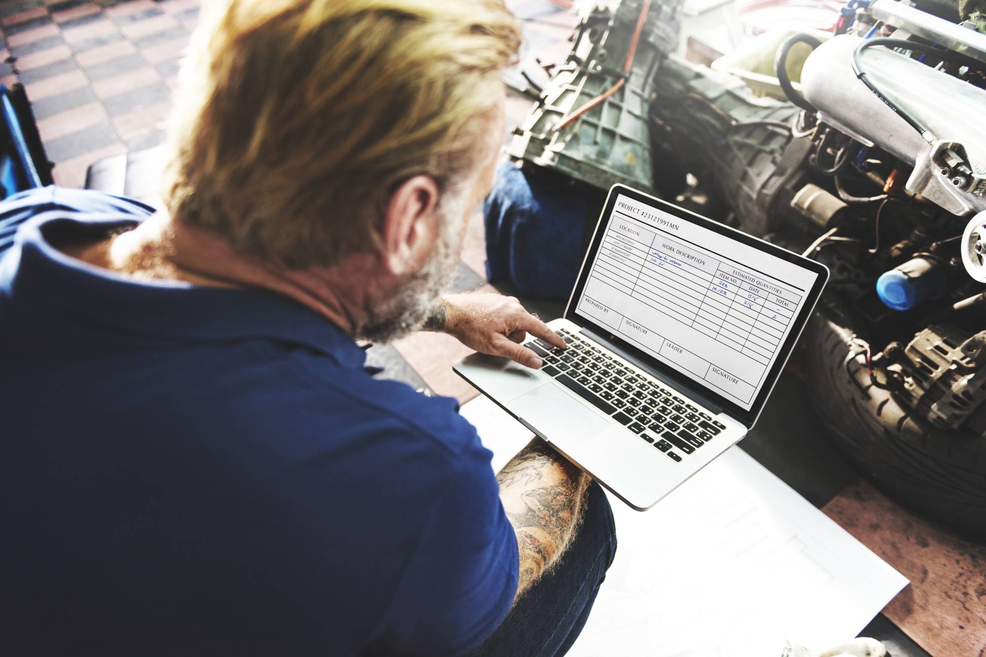 Jak czytać kody błędów w nowoczesnych samochodach?